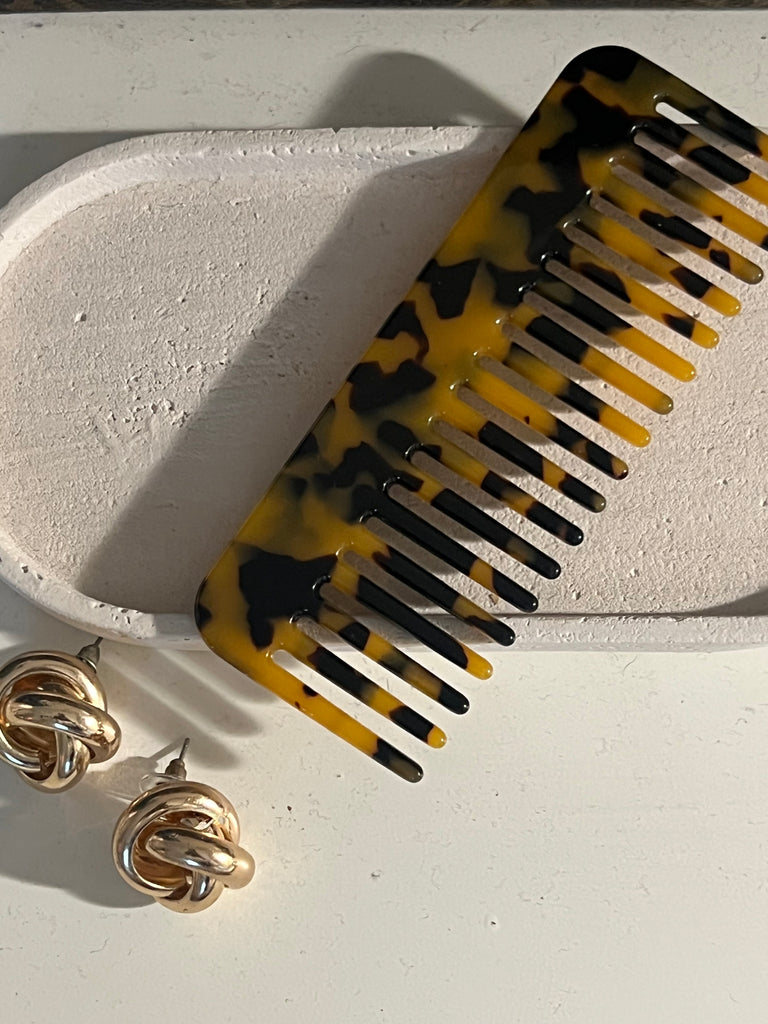 Tortoise Shell Detangling and Styling Comb (Cellulose Acetate)